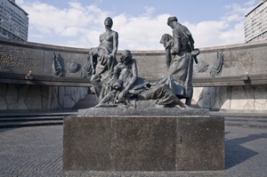 Реставрация Монумента героическим защитникам Ленинграда
