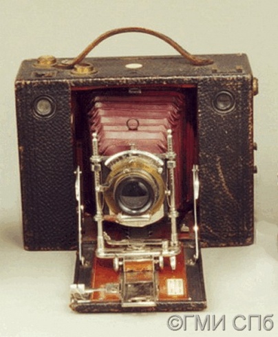 Фотоаппарат "№4 Cartridge Kodak, model E". 1897-1910-е годы