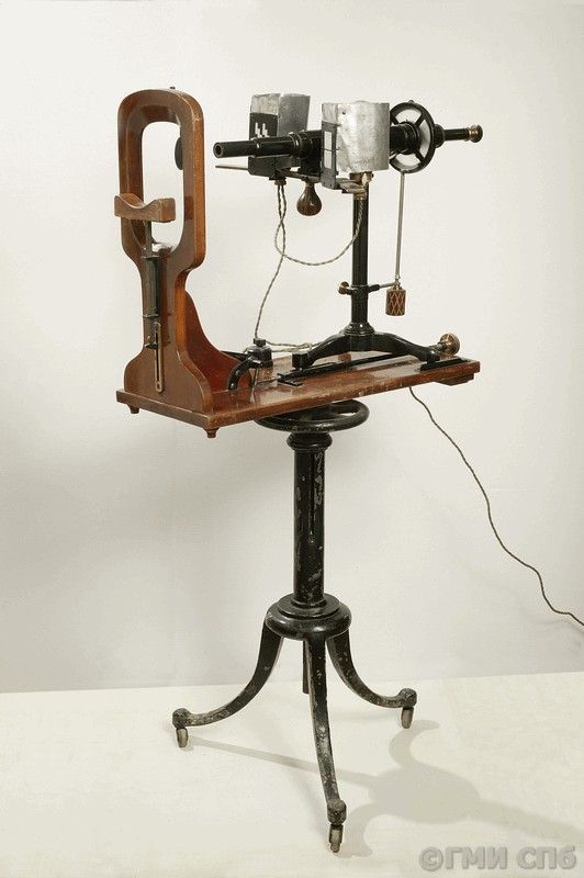 Офтальмоскоп напольный. 1910-е