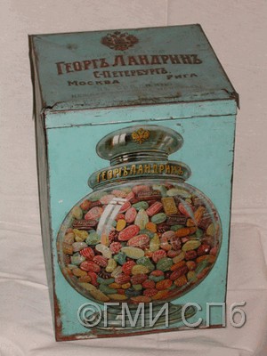 Рекламная коробка для конфет Товарищества «Георг Ландрин» в Санкт-Петербурге.  1910-е годы