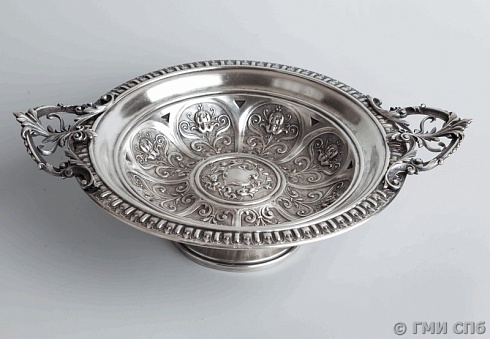 Ваза для фруктов. 1860-1896 годы
