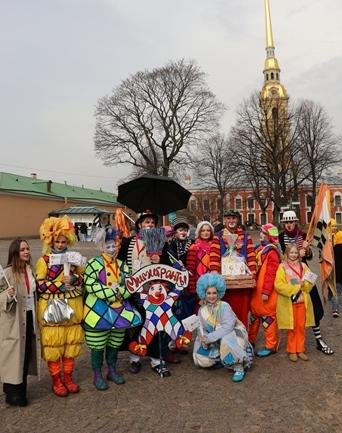 В День смеха в Петропавловской крепости дали старт "Смешному фестивалю"