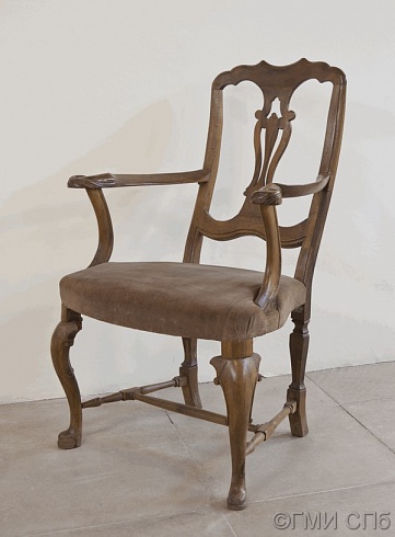 Кресло мягкое. Первая  четверть XVIII века 