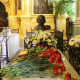 Церемония возложения цветов к могиле Петра Великого в Петропавловском соборе